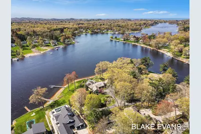4069 Forest Point Drive, Norton Shores, MI 49441 - Photo 4