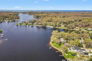 4069 Forest Point Dr, Norton Shores, MI 49441 - Photo 40