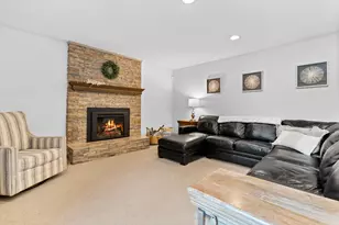 683 Canterbury Dr, Saline, MI 48176 - Photo 30