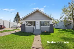 2022 Henry St, Muskegon, MI 49441 - Photo 1