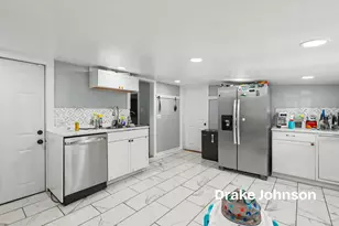 2022 Henry St, Muskegon, MI 49441 - Photo 10