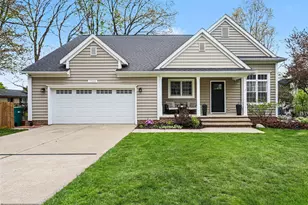 7755 Primrose Ln, Portage, MI 49024 - Photo 2