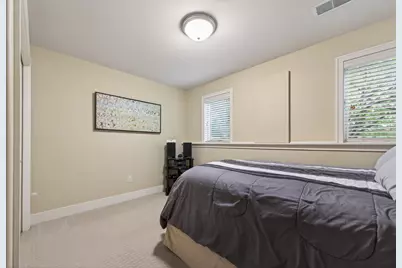 4667 Sundial Drive NE, Grand Rapids, MI 49525 - Photo 18