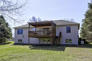 11157 Stanton St, West Olive, MI 49460 - Photo 8