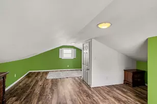 408 Kenwood Street NE, Grand Rapids, MI 49505 - Photo 18