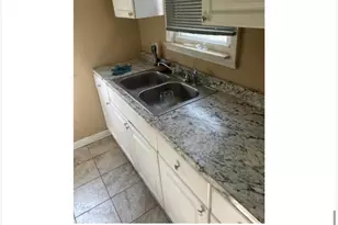 19946 Strasburg St, Detroit, MI 48205 - Photo 8