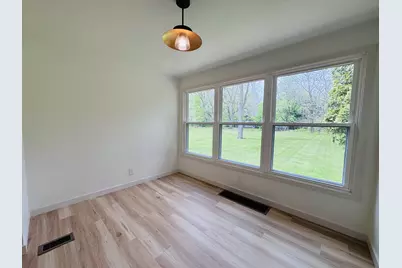 2432 Bond Street, Niles, MI 49120 - Photo 8