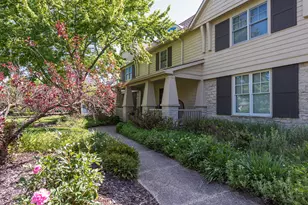 1820 Flowers Crossing Dr NE, Grand Rapids, MI 49525 - Photo 4