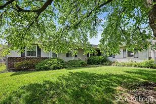 3209-3211 Coach Ln SE, Kentwood, MI 49512 - Photo 2