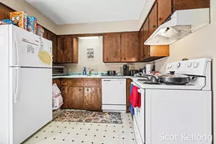 3209-3211 Coach Ln SE, Kentwood, MI 49512 - Photo 6