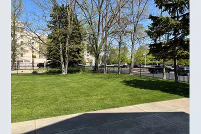320 Lake Street, Saint Joseph, MI 49085 - Photo 2