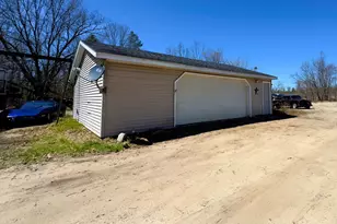 984 W Rose Meadow Dr, Luther, MI 49656 - Photo 72