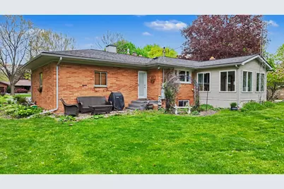 2088 Crestline Circle, Burton, MI 48509 - Photo 6
