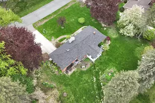 2088 Crestline Cir, Burton, MI 48509 - Photo 40