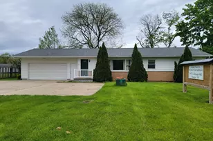 1125 N Nottawa St, Sturgis, MI 49091 - Photo 1