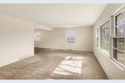 311 Dutton Street, Eaton Rapids, MI 48827 - Photo 4