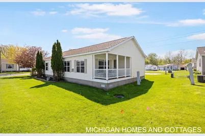 5245 W Scenic Turn Lane, Holland, MI 49423 - Photo 14