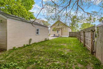 819 Harding Street NW, Grand Rapids, MI 49544 - Photo 32