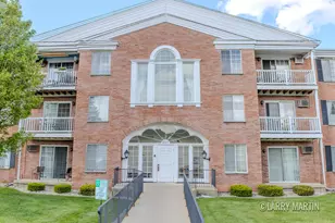 2207 Porter St SW, Wyoming, MI 49519 - Photo 2