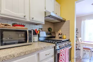 2207 Porter St SW, Wyoming, MI 49519 - Photo 6