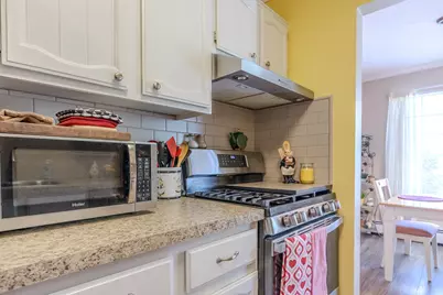 2207 Porter Street SW #304, Wyoming, MI 49519 - Photo 6
