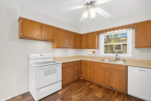 6817 Rothbury St, Portage, MI 49024 - Photo 8
