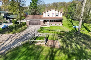 937 Bruce Dr, Middleville, MI 49333 - Photo 4