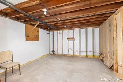 395 W 19th Street, Holland, MI 49423 - Photo 24
