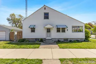 395 W 19th St, Holland, MI 49423 - Photo 26