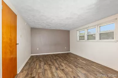 395 W 19th Street, Holland, MI 49423 - Photo 16
