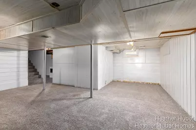 914 Foster Court NE, Grand Rapids, MI 49505 - Photo 22