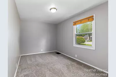 914 Foster Court NE, Grand Rapids, MI 49505 - Photo 16