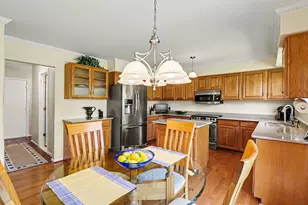 273 Eckford Dr, Troy, MI 48085 - Photo 8