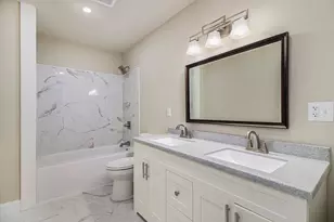 6 Maple Vlg Ct, Ann Arbor, MI 48103 - Photo 14