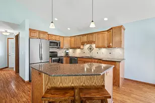 81 Oakwood Dr, Coldwater, MI 49036 - Photo 6