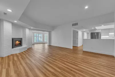 2115 Nature Cove Court #308, Ann Arbor, MI 48104 - Photo 4