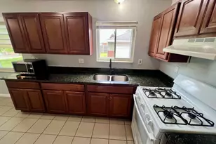 2252 Winston Dr, Sterling Heights, MI 48310 - Photo 8