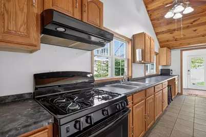 610 17th Street, Jackson, MI 49203 - Photo 22