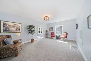 313 E Argyle St, Jackson, MI 49202 - Photo 6