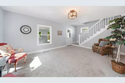313 E Argyle Street, Jackson, MI 49202 - Photo 8