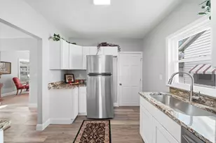 313 E Argyle St, Jackson, MI 49202 - Photo 14