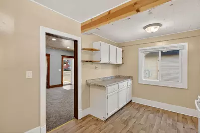 508 Maple Street, Three Rivers, MI 49093 - Photo 8