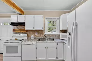 508 Maple St, Three Rivers, MI 49093 - Photo 10
