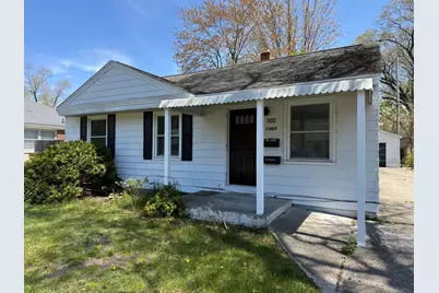 1060 Green Street, Muskegon, MI 49442 - Photo 2