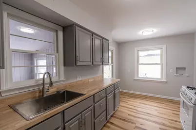 1060 Green Street, Muskegon, MI 49442 - Photo 4