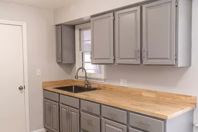 1060 Green Street, Muskegon, MI 49442 - Photo 8