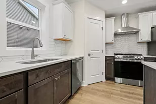 968 Scioto Dr NW, Comstock Park, MI 49321 - Photo 8