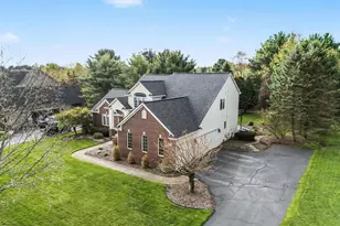 7629 Setters Pointe Dr, Brighton, MI 48116 - Photo 26