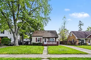 1915 Cooper Ave, Lansing, MI 48910 - Photo 2