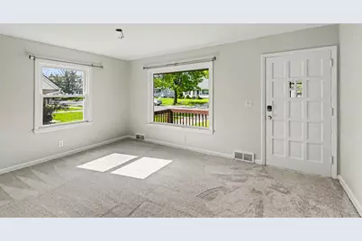 1915 Cooper Avenue, Lansing, MI 48910 - Photo 6